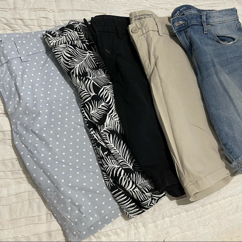 Gap Shorts Bundle - image 2